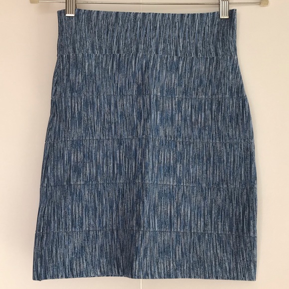 BCBG MAXAZRIA BANDAGE PENCIL SKIRT - Picture 3 of 4